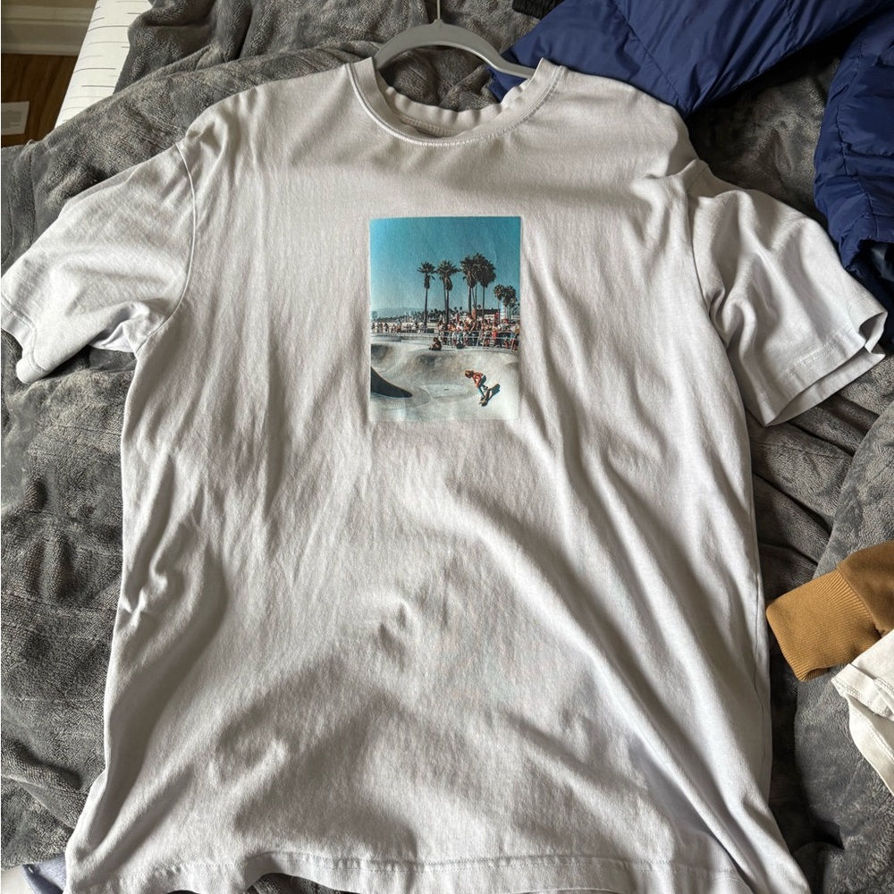 Graphic Print Men's T-Shirt